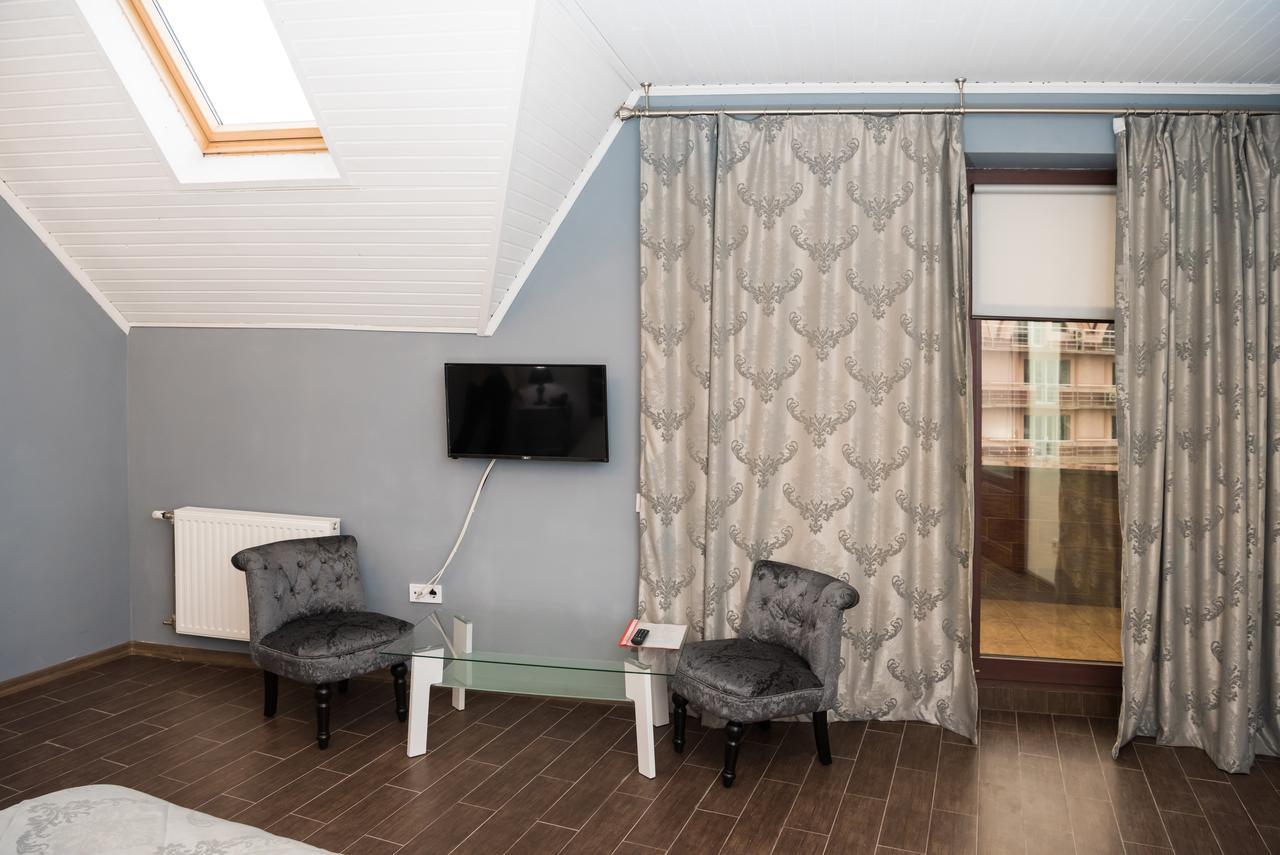 Hotel " Boutique " ウージュホロド エクステリア 写真